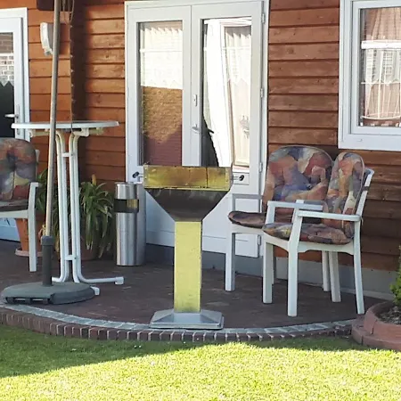 Monteurwohnung Für 4 Personen In Ostfriesland Mit 11 Kw Ladestation Apartment *