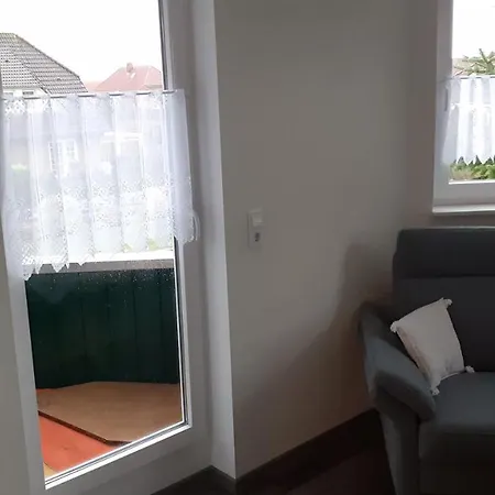 Monteurwohnung Für 4 Personen In Ostfriesland Mit 11 Kw Ladestation * Utarp